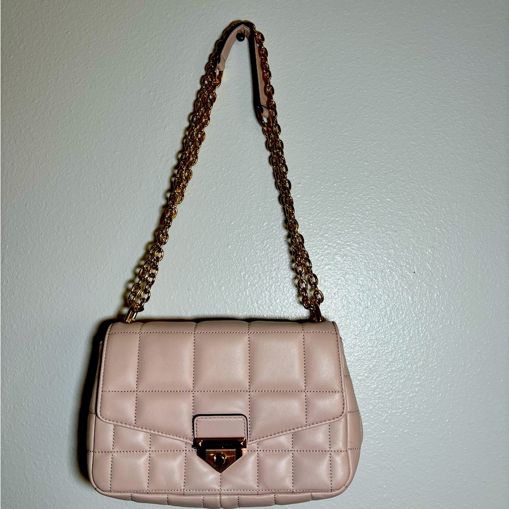 Michael kors soho soft pink LG chain shldr leather purse brand new with tag